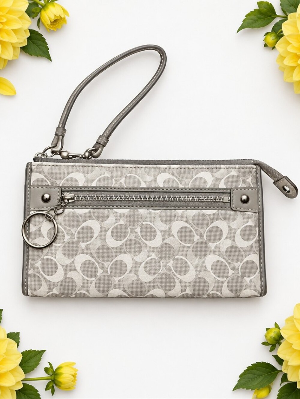 Euc Coach Signature C Wristlet Wallet Clutch